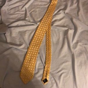 Sean John gold silk men’s tie